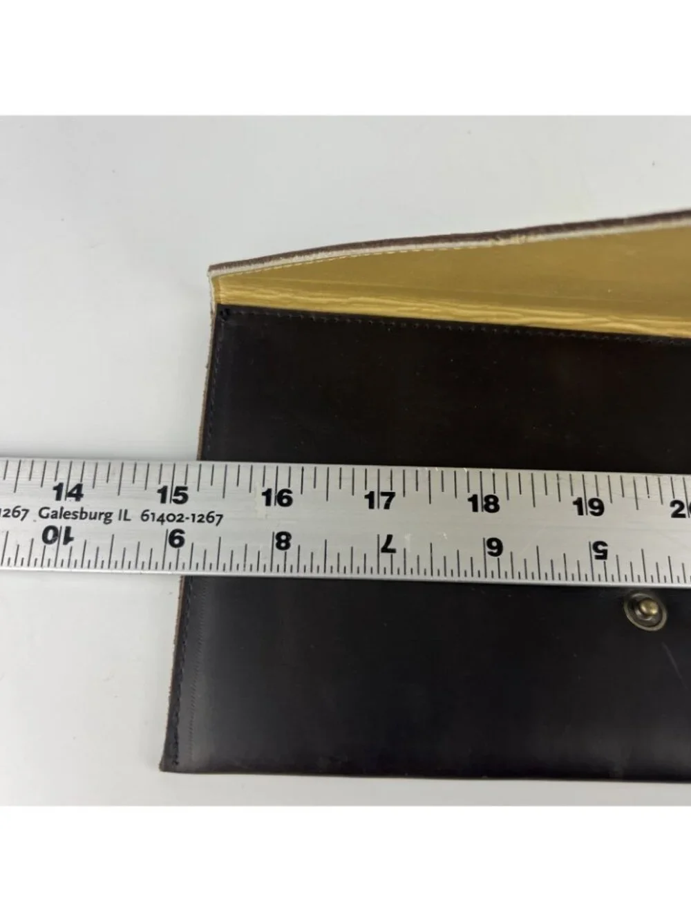 Nisolo Brown Leather Passport Wallet Travel Organizer Snap Closure